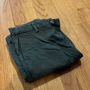 Boys vineyard vines pants